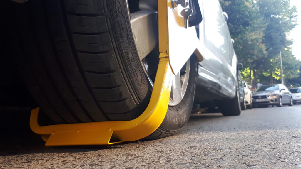 oto tekerlek kelepçe